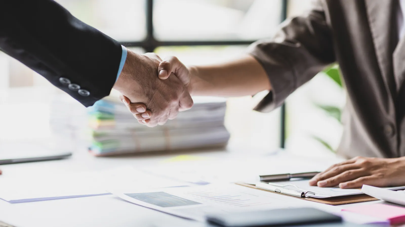 Handshake, Business cooperation